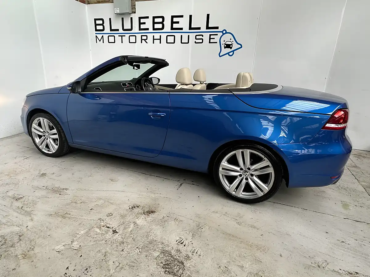 Used 2013 Volkswagen Eos Bluemotion Tech Sport Cabriolet Blue - Interior and Exterior details 6