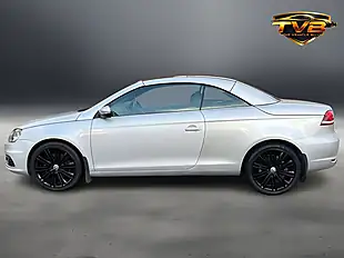 Used 2013 Volkswagen Eos Sport Reflex Silver - Interior and Exterior details 10