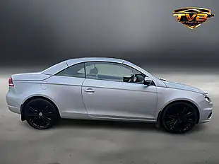 Used 2013 Volkswagen Eos Sport Reflex Silver - Interior and Exterior details 8