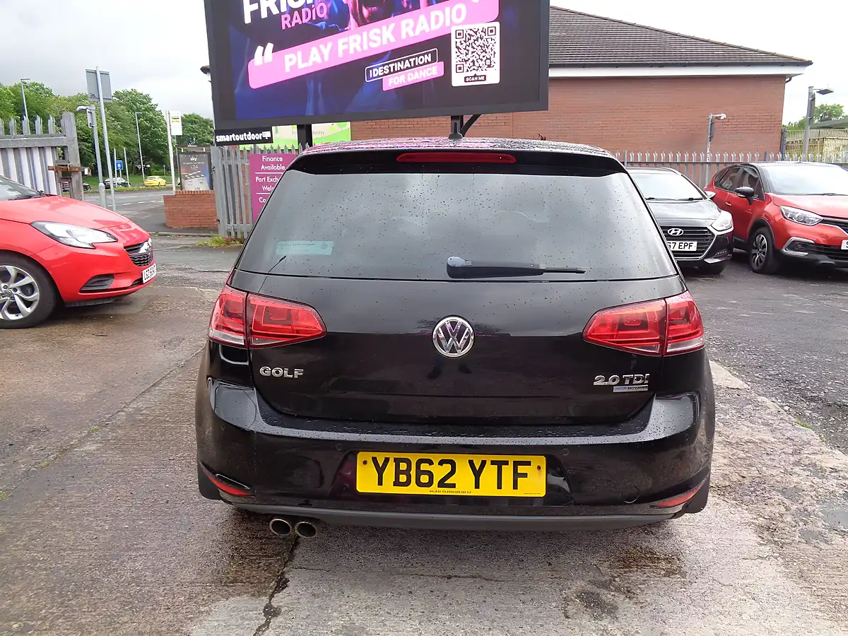 Used 2013 Volkswagen Golf Bluemotion Tech GT Black - Interior and Exterior details 5