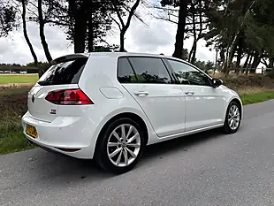 Used 2013 Volkswagen Golf Bluemotion Tech GT White - Interior and Exterior details 6