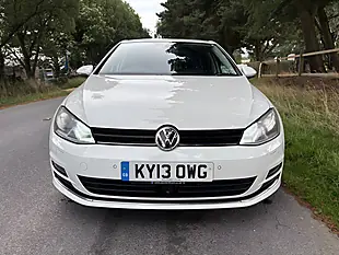 Used 2013 Volkswagen Golf Bluemotion Tech GT White - Interior and Exterior details 9