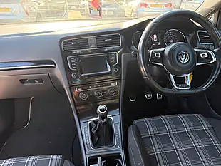 Used 2013 Volkswagen Golf Bluemotion Tech Gtd White - Interior and Exterior details 15