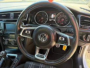 Used 2013 Volkswagen Golf Bluemotion Tech Gtd White - Interior and Exterior details 16