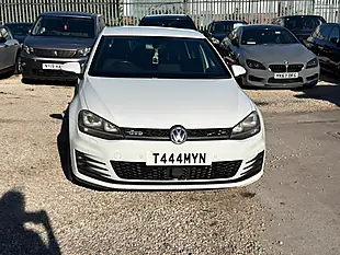 Used 2013 Volkswagen Golf Bluemotion Tech Gtd White - Interior and Exterior details 2