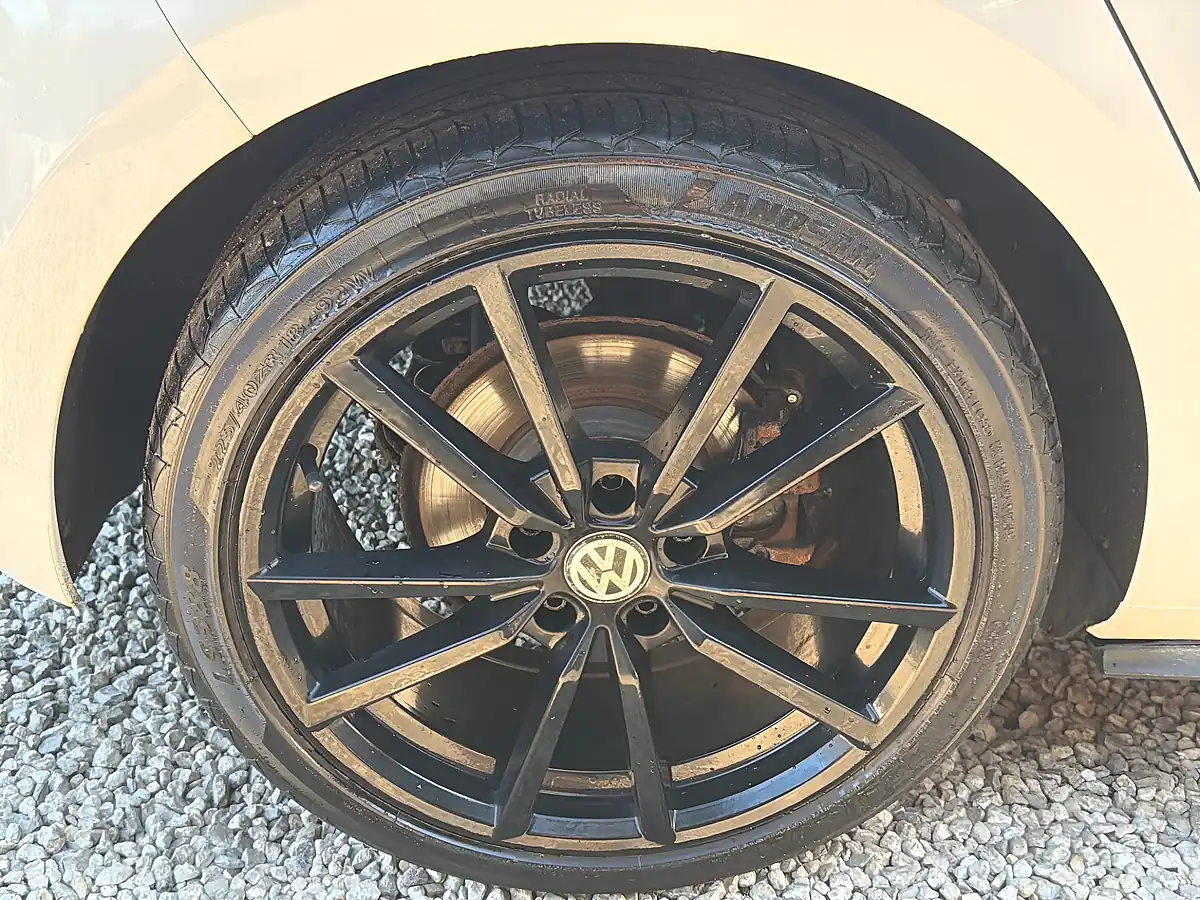 Used 2013 Volkswagen Golf Bluemotion Tech Gtd White - Interior and Exterior details 20
