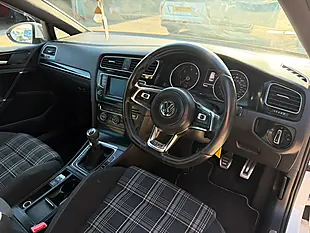 Used 2013 Volkswagen Golf Bluemotion Tech Gtd White - Interior and Exterior details 9