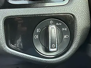 Used 2013 Volkswagen Golf Bluemotion Tech GTI White - Interior and Exterior details 18