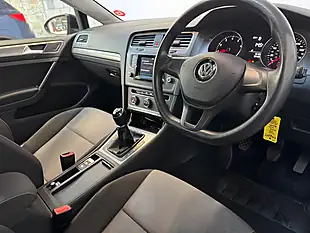 Used 2013 Volkswagen Golf Bluemotion Tech S Deep Black - Interior and Exterior details 3