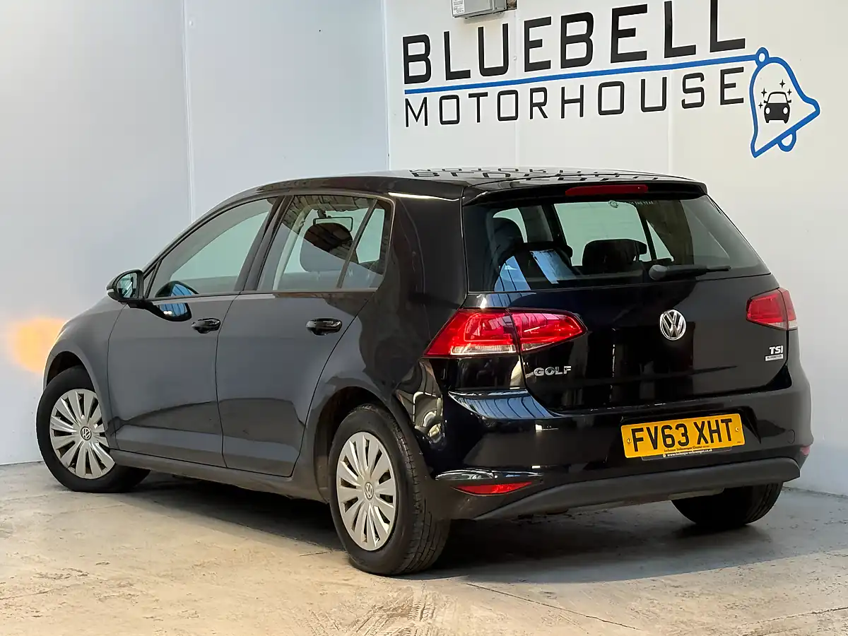 Used 2013 Volkswagen Golf Bluemotion Tech S Deep Black - Interior and Exterior details 4