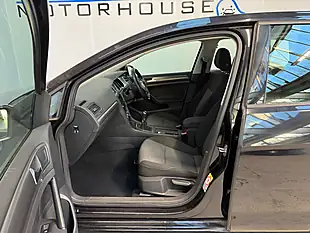 Used 2013 Volkswagen Golf Bluemotion Tech S Deep Black - Interior and Exterior details 8