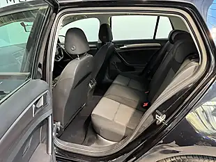 Used 2013 Volkswagen Golf Bluemotion Tech S Deep Black - Interior and Exterior details 9