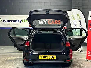 Used 2013 Volkswagen Golf Bluemotion Tech Se Black - Interior and Exterior details 19