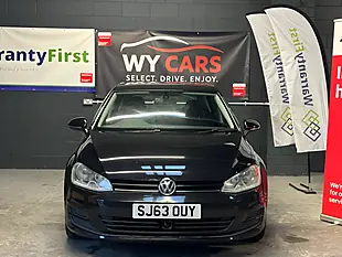 Used 2013 Volkswagen Golf Bluemotion Tech Se Black - Interior and Exterior details 2