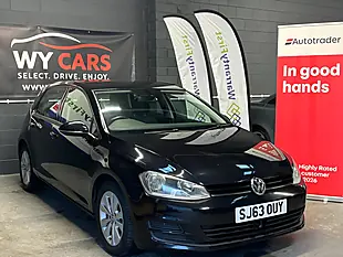 Used 2013 Volkswagen Golf Bluemotion Tech Se Black - Interior and Exterior details 5