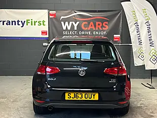 Used 2013 Volkswagen Golf Bluemotion Tech Se Black - Interior and Exterior details 6