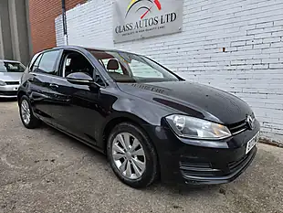 Used 2013 Volkswagen Golf Bluemotion Tech Se Black - Interior and Exterior details 2