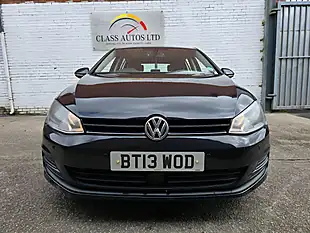 Used 2013 Volkswagen Golf Bluemotion Tech Se Black - Interior and Exterior details 3