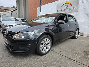 Used 2013 Volkswagen Golf Bluemotion Tech Se Black - Interior and Exterior details 4