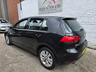 Used 2013 Volkswagen Golf Bluemotion Tech Se Black - Interior and Exterior details 5