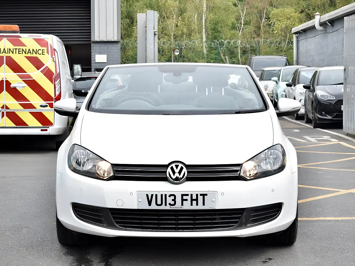 Used 2013 Volkswagen Golf Bluemotion Tech Se Cabriolet White - Interior and Exterior details 2