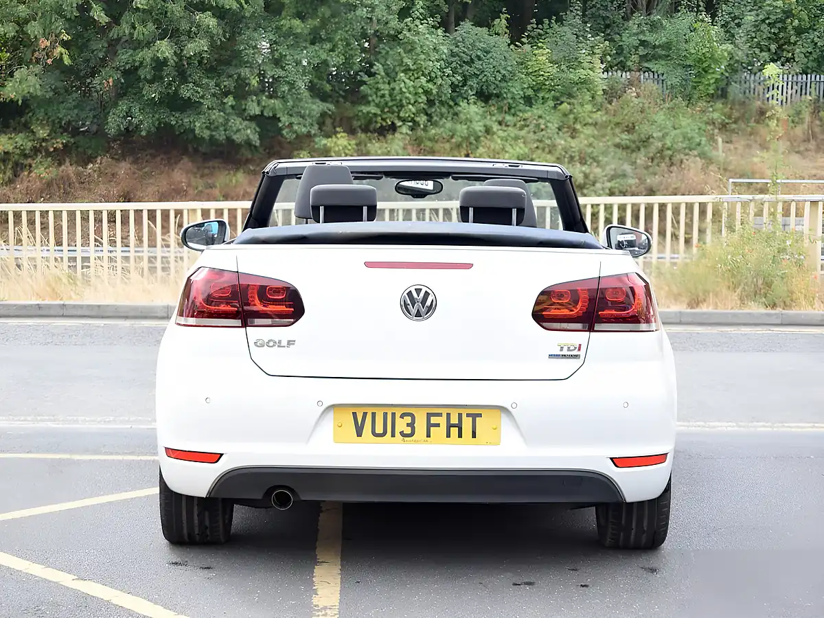 Used 2013 Volkswagen Golf Bluemotion Tech Se Cabriolet White - Interior and Exterior details 6