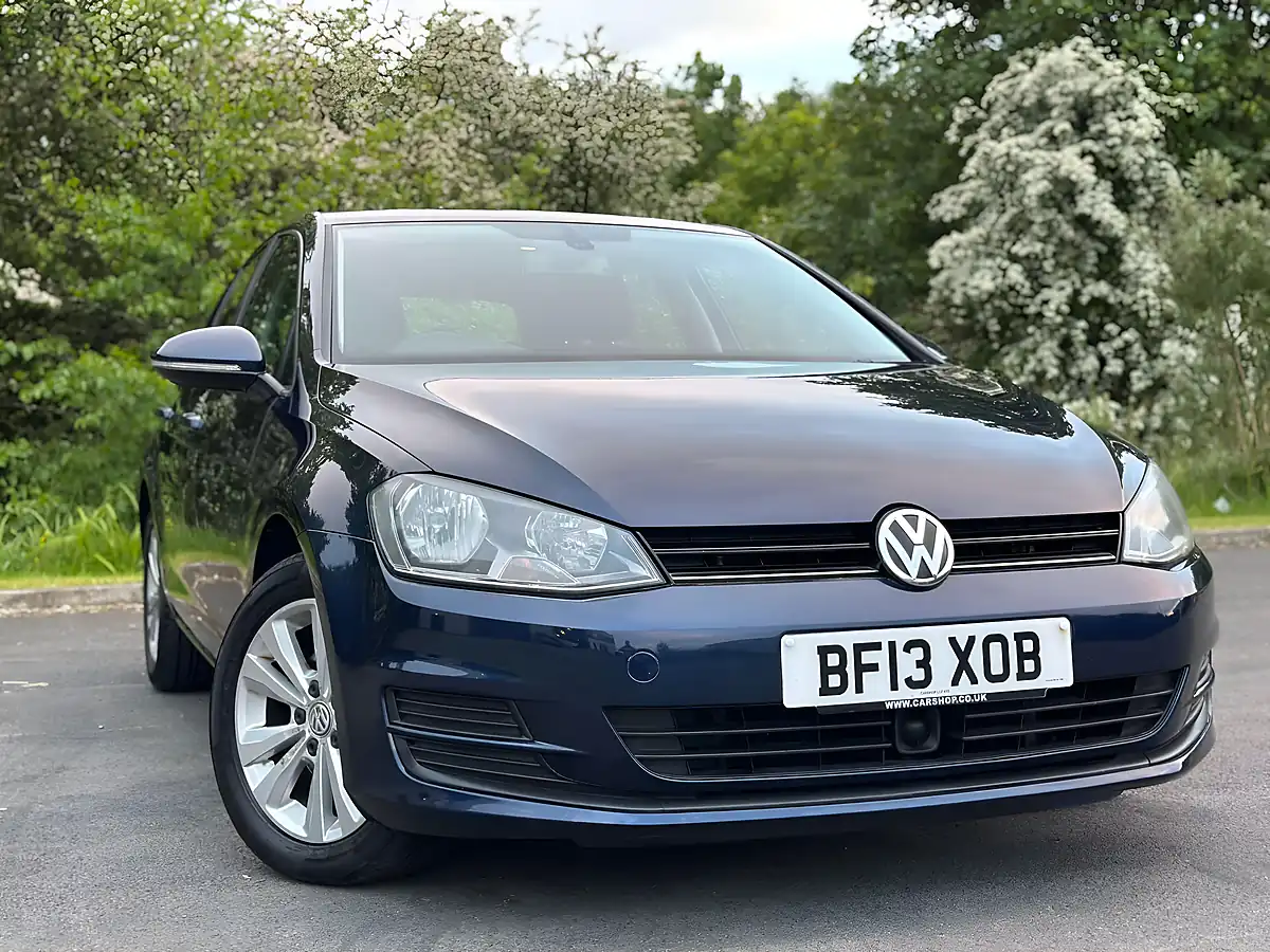 Used 2013 Volkswagen Golf Bluemotion Tech Se Dark Blue - Front View
