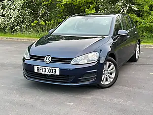 Used 2013 Volkswagen Golf Bluemotion Tech Se Dark Blue - Interior and Exterior details 12