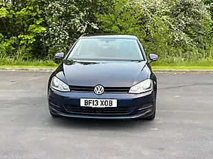 Used 2013 Volkswagen Golf Bluemotion Tech Se Dark Blue - Interior and Exterior details 6