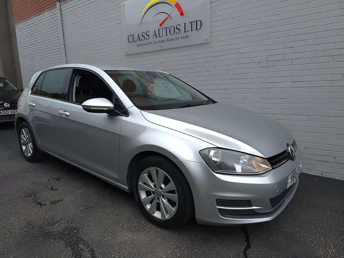 Used 2013 Volkswagen Golf Bluemotion Tech Se Dsg Silver - Interior and Exterior details 2