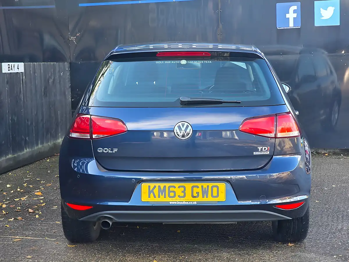 Used 2013 Volkswagen Golf Bluemotion Tech Se Pacific Blue - Interior and Exterior details 5