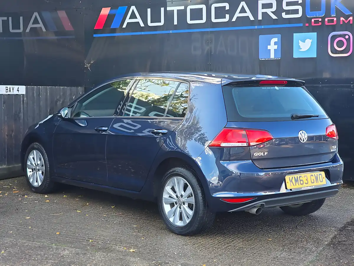 Used 2013 Volkswagen Golf Bluemotion Tech Se Pacific Blue - Interior and Exterior details 7