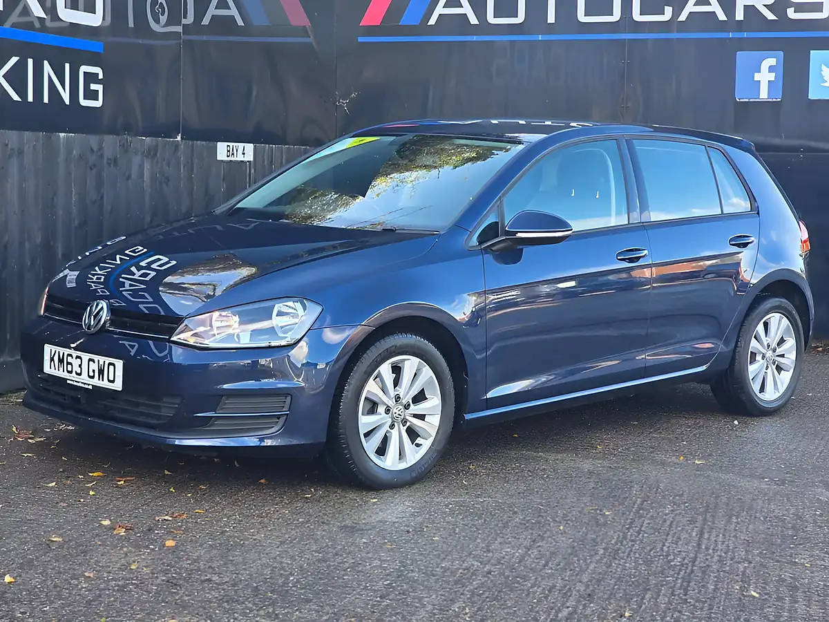 Used 2013 Volkswagen Golf Bluemotion Tech Se Pacific Blue - Interior and Exterior details 9