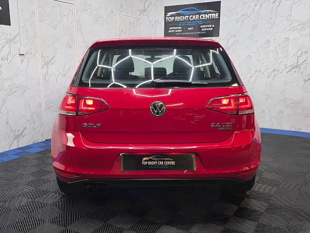 Used 2013 Volkswagen Golf Bluemotion Tech Se Red - Interior and Exterior details 5