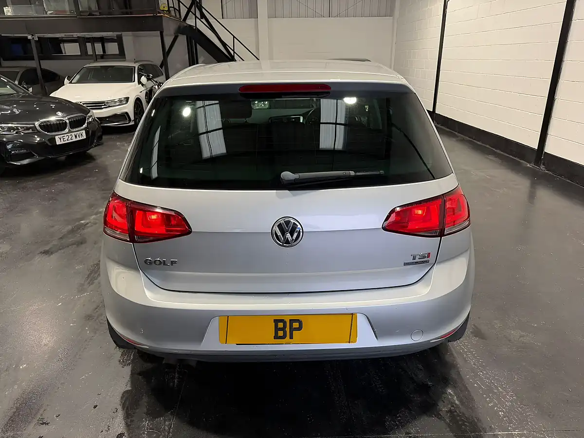 Used 2013 Volkswagen Golf Bluemotion Tech Se Silver - Interior and Exterior details 11