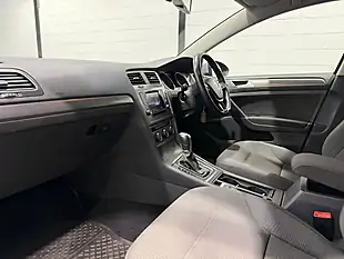 Used 2013 Volkswagen Golf Bluemotion Tech Se Silver - Interior and Exterior details 16