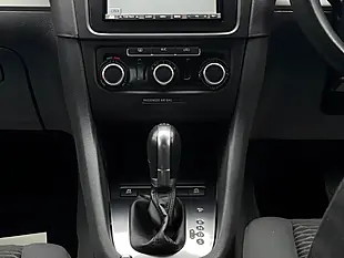 Used 2013 Volkswagen Golf Bluemotion White - Interior and Exterior details 18