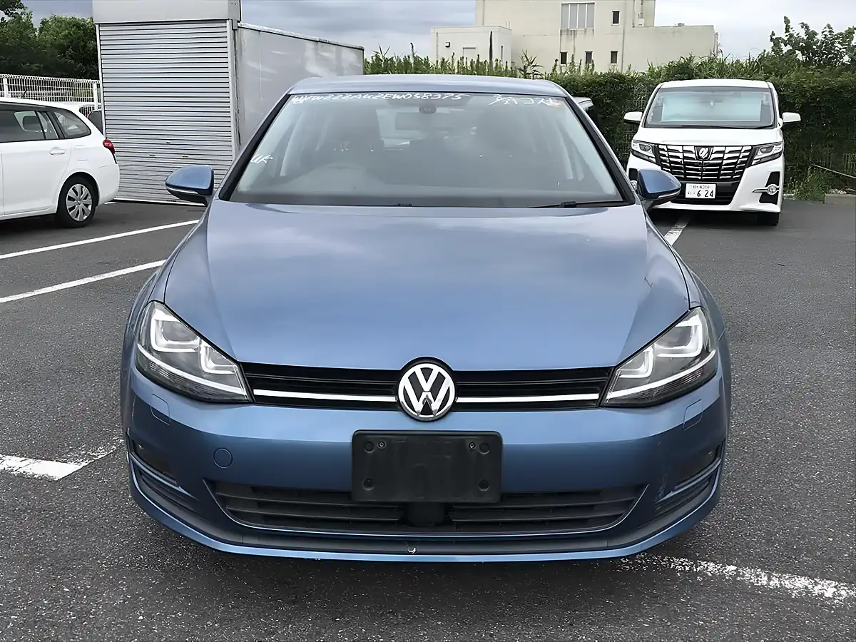 Used 2013 Volkswagen Golf Comfortline Blue - Interior and Exterior details 10