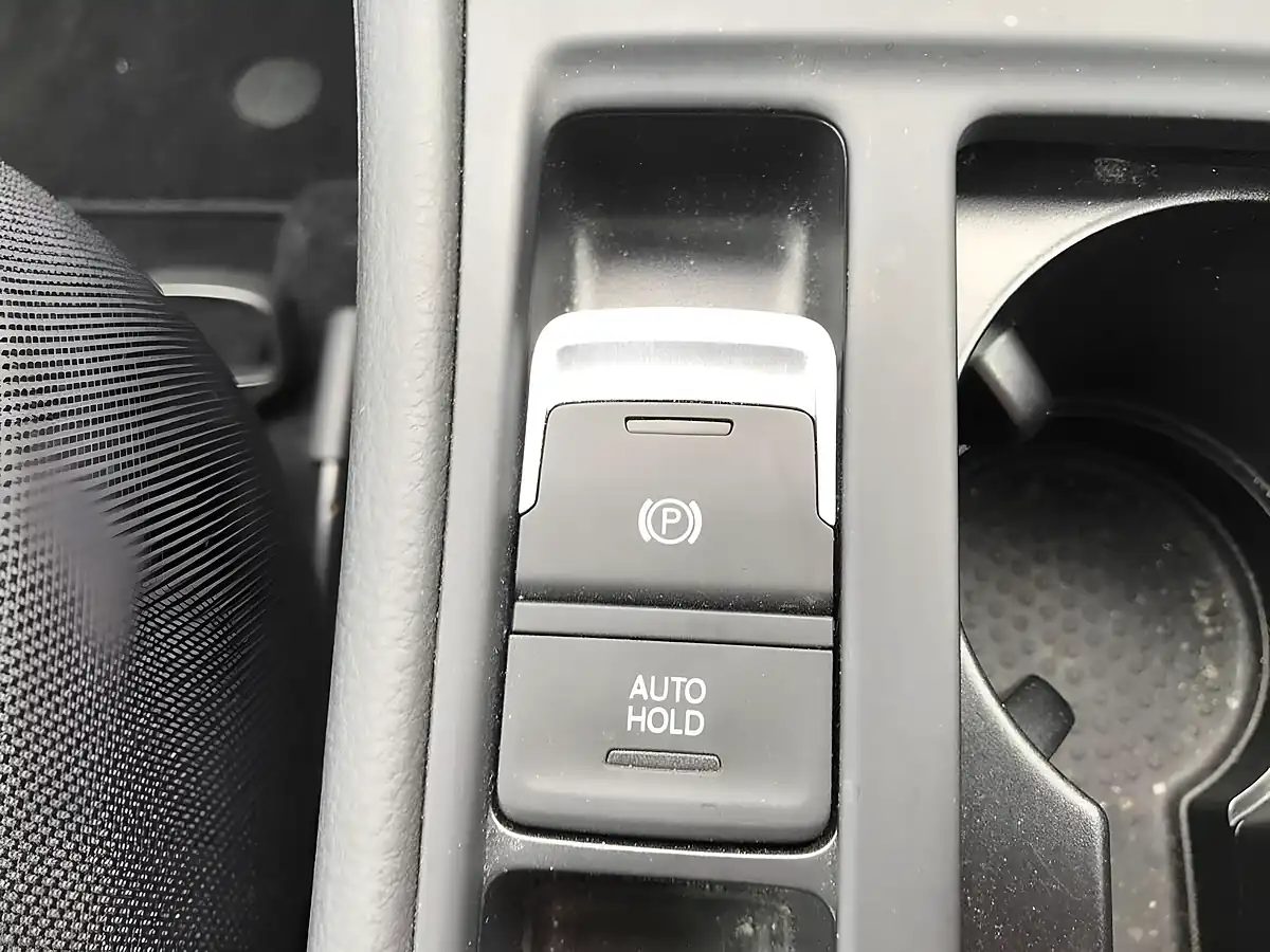 Used 2013 Volkswagen Golf Comfortline Blue - Interior and Exterior details 17