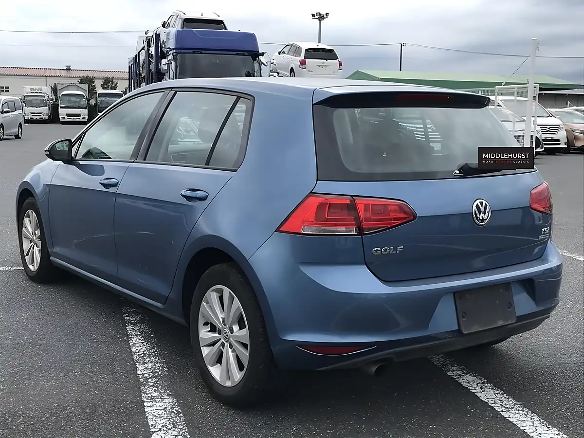 Used 2013 Volkswagen Golf Comfortline Blue - Interior and Exterior details 3