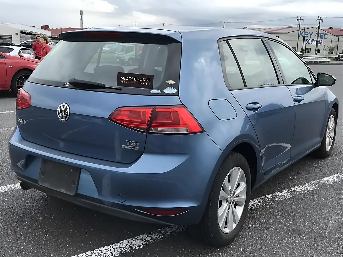 Used 2013 Volkswagen Golf Comfortline Blue - Interior and Exterior details 9