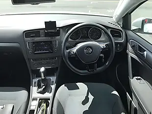 Used 2013 Volkswagen Golf Comfortline Blue Motion White - Interior and Exterior details 11