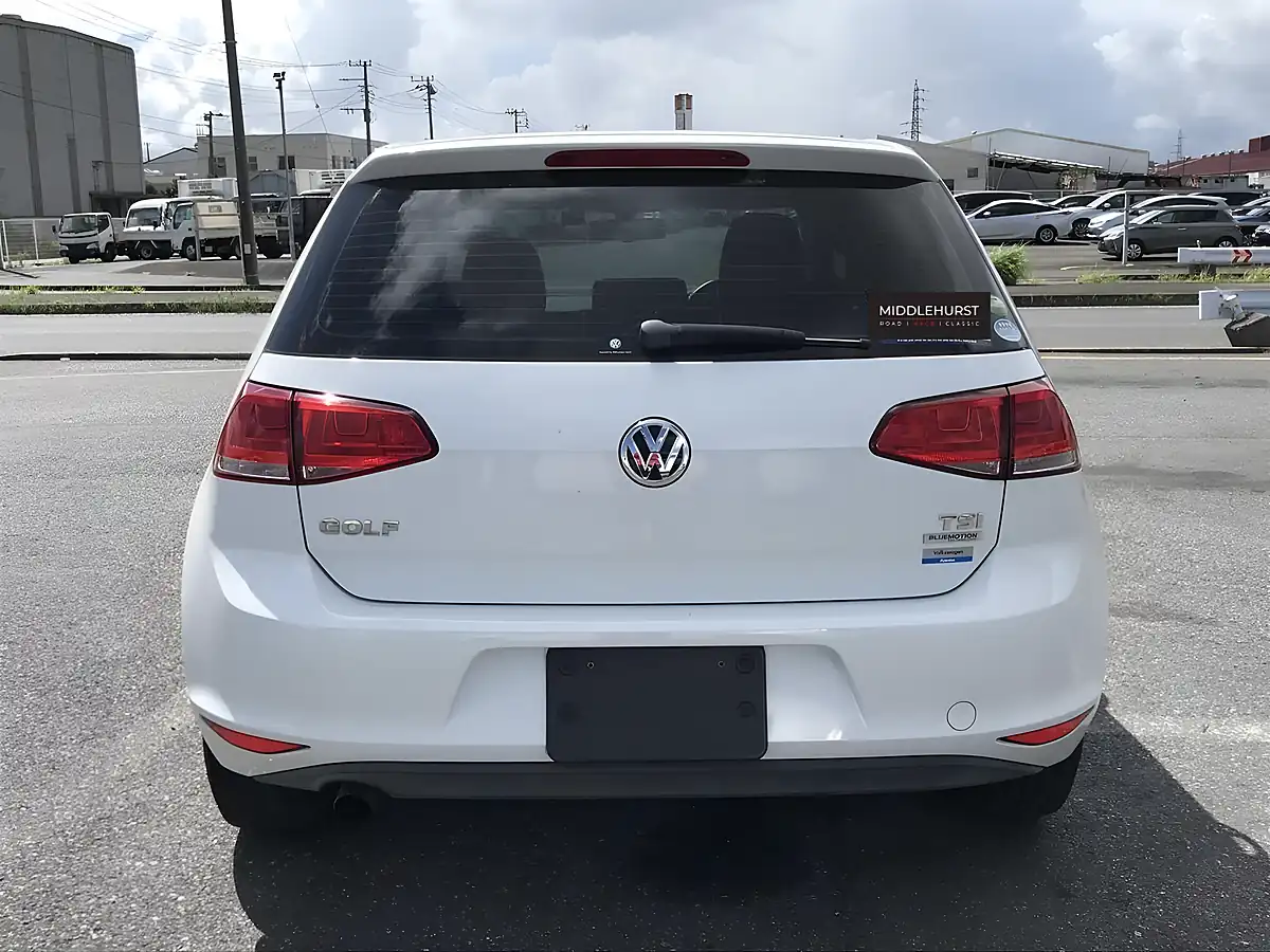 Used 2013 Volkswagen Golf Comfortline Blue Motion White - Interior and Exterior details 6