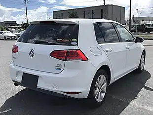 Used 2013 Volkswagen Golf Comfortline Blue Motion White - Interior and Exterior details 9