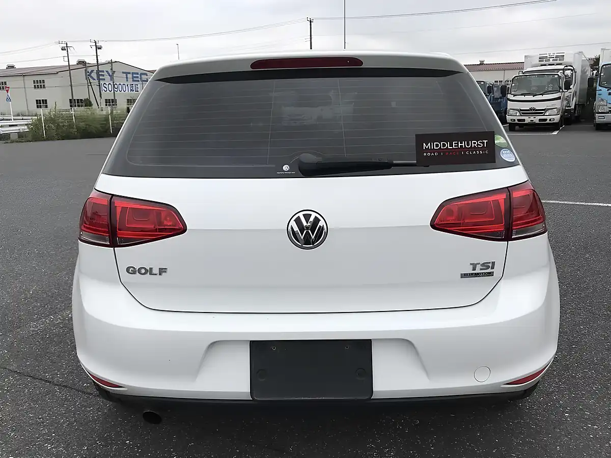 Used 2013 Volkswagen Golf Comfortline Blue Motion White - Interior and Exterior details 7