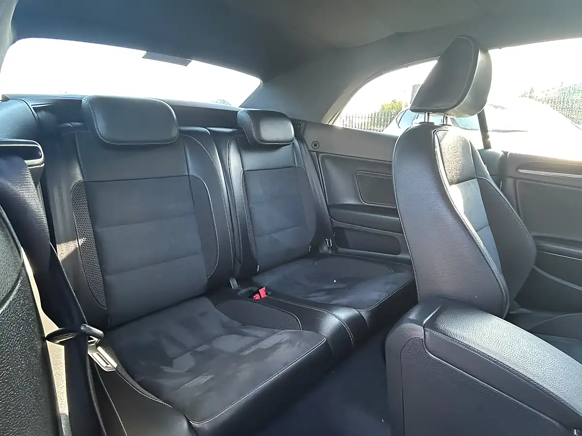 Used 2013 Volkswagen Golf GT Blue - Interior and Exterior details 14