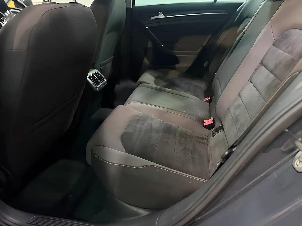 Used 2013 Volkswagen Golf GT Bluemotion Tech Grey - Interior and Exterior details 18
