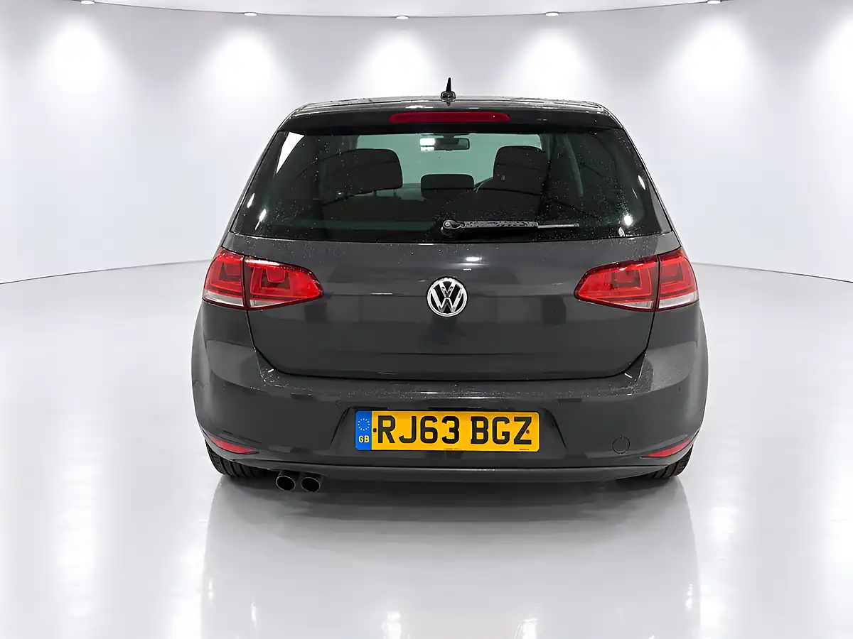 Used 2013 Volkswagen Golf GT Bluemotion Tech Grey - Interior and Exterior details 7