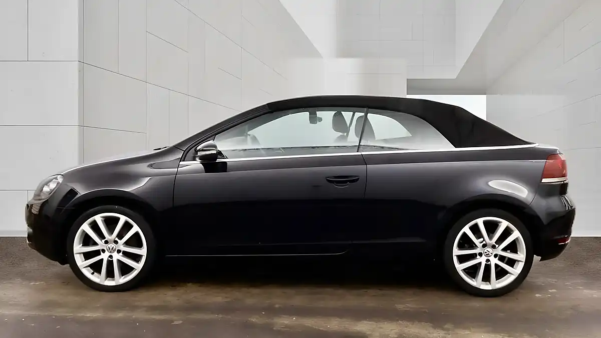 Used 2013 Volkswagen Golf GT Cabriolet Black - Interior and Exterior details 4
