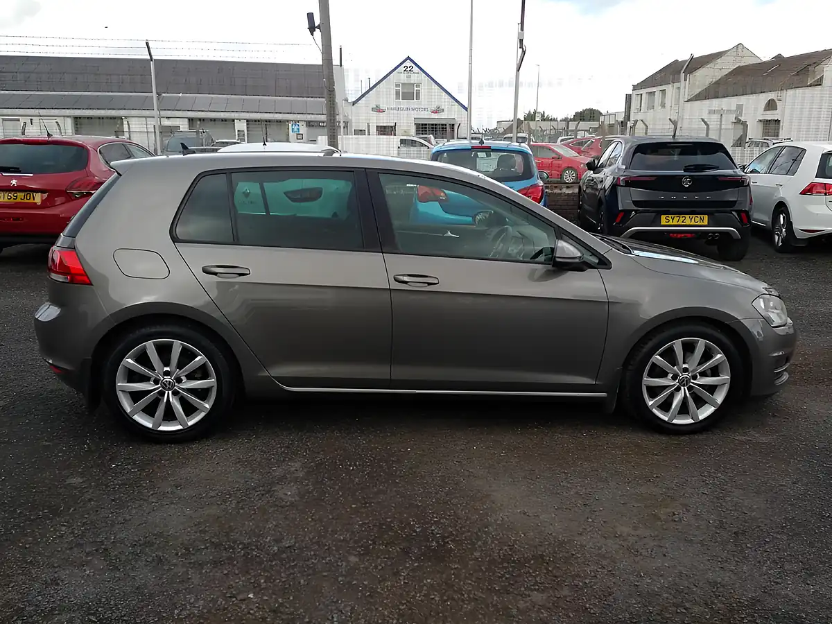 Used 2013 Volkswagen Golf GT Grey - Interior and Exterior details 9